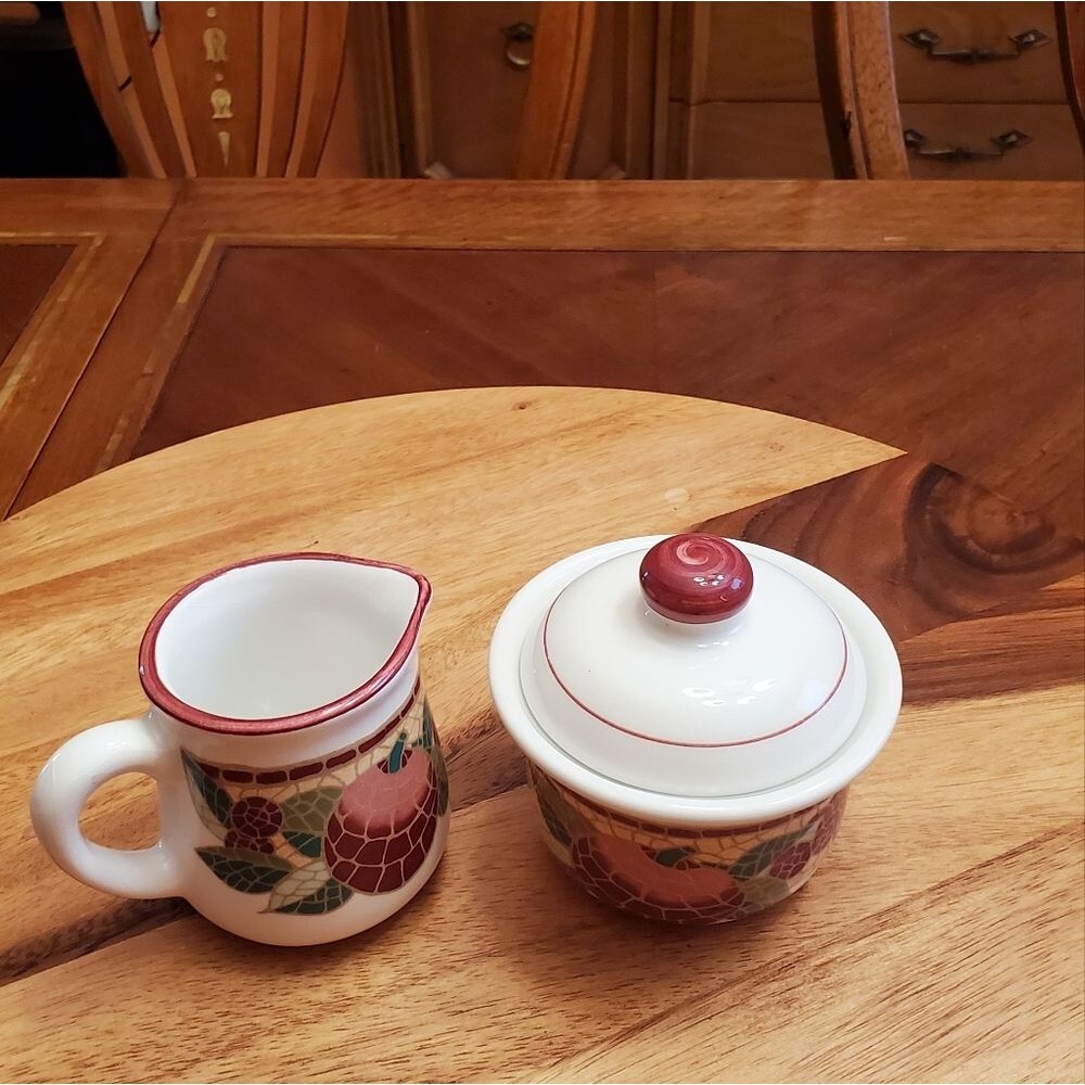 Pier 1 creamer & Sugar Bowl